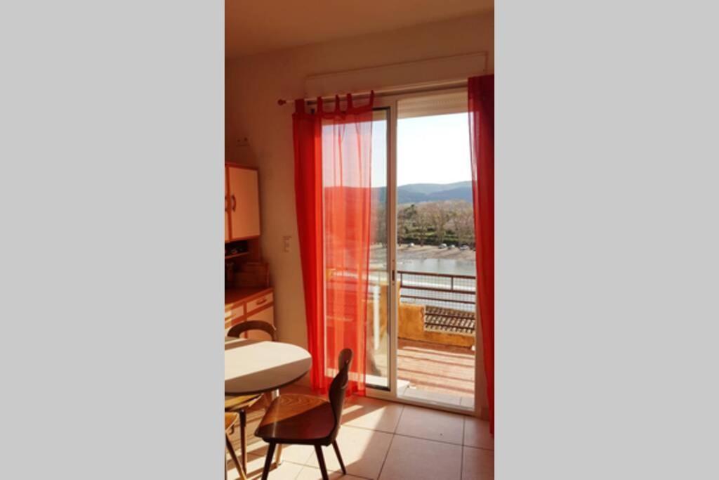 Joli Appartement, Terrasse Plein Sud Roquebrun Kültér fotó